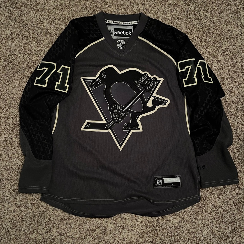 Evgeni Malkin Pittsburgh Penguins Jersey (Large)